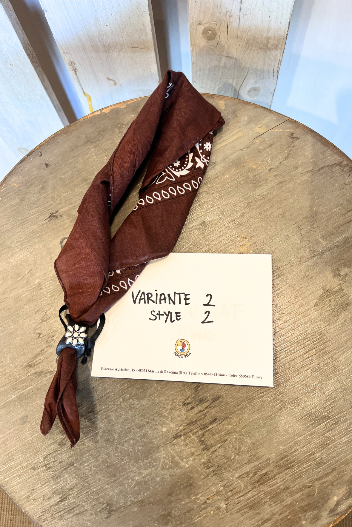 Bandana con fermabandana in pelle