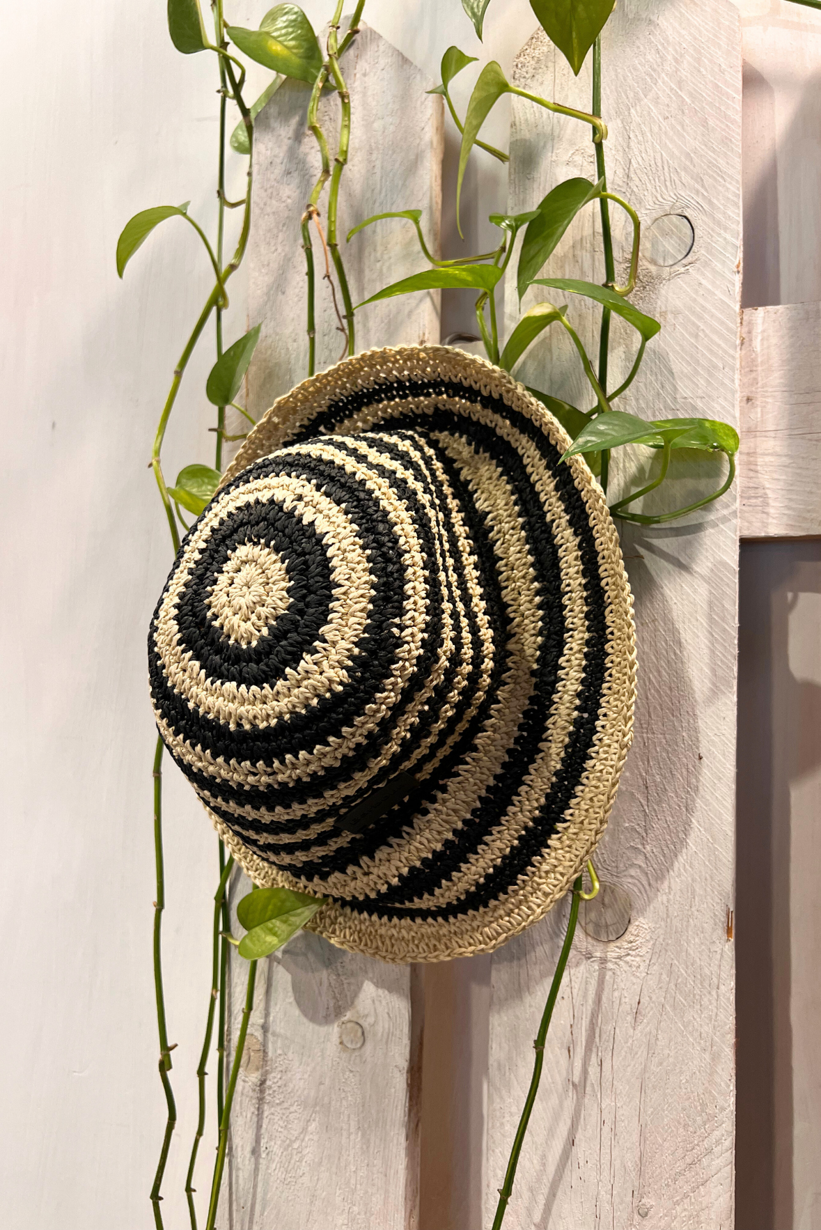 Cappello crochet a righe