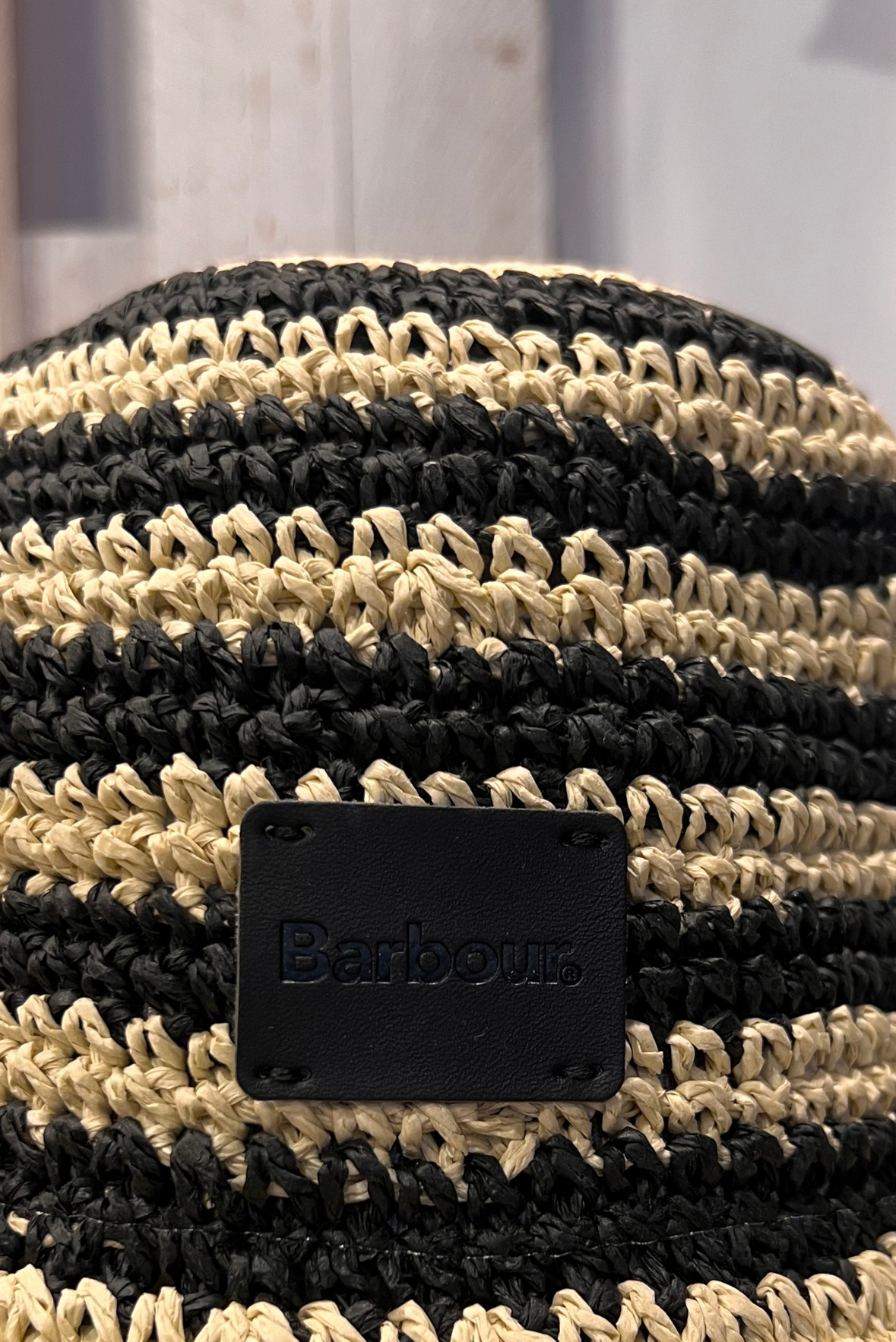 Cappello crochet a righe