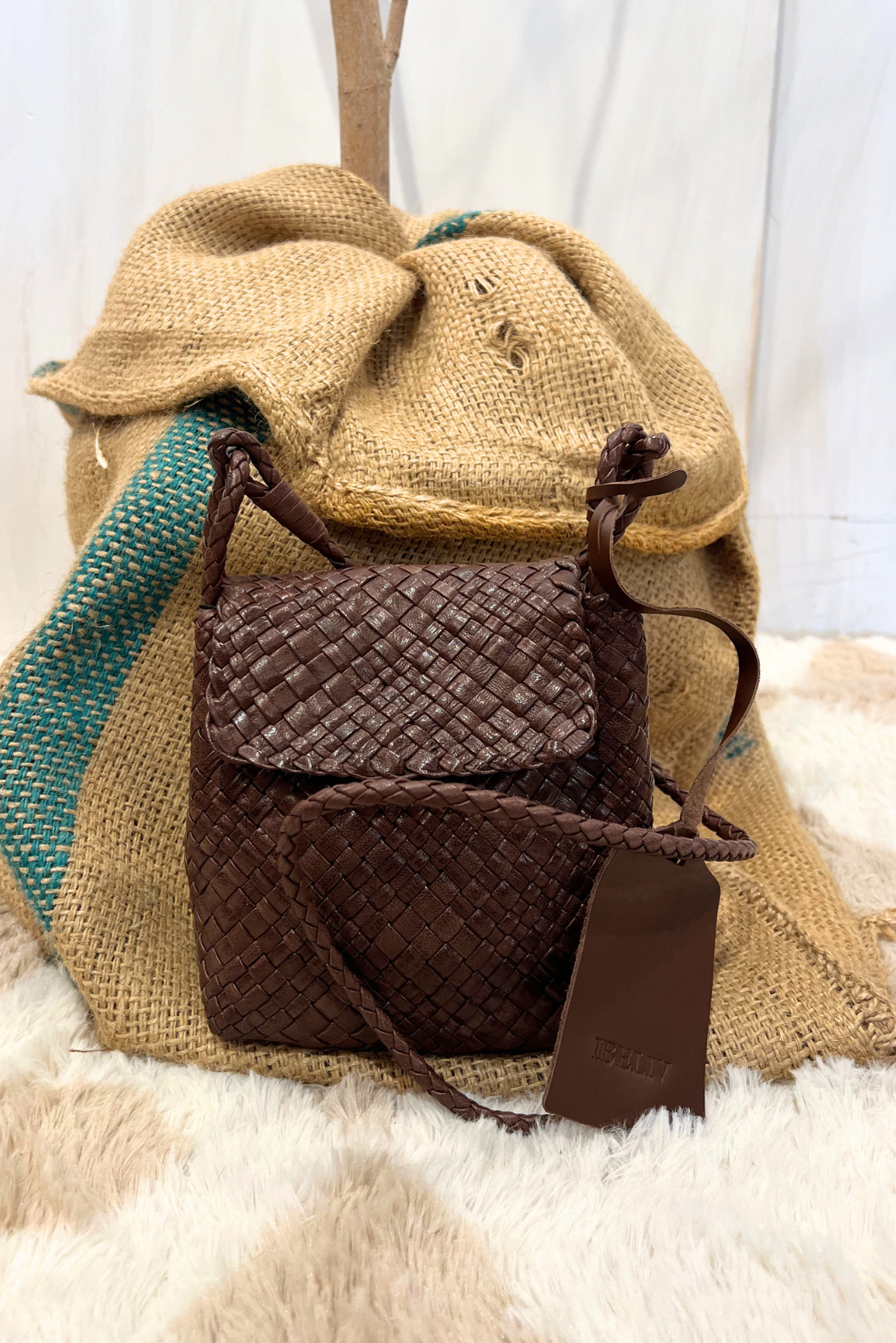 Tracolla Romance in pelle intrecciata