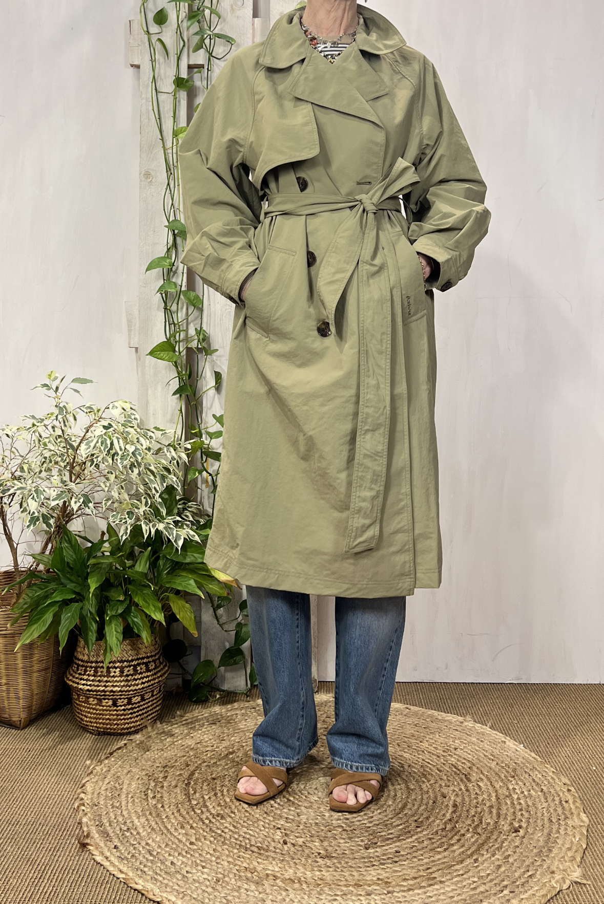 Trench in nylon