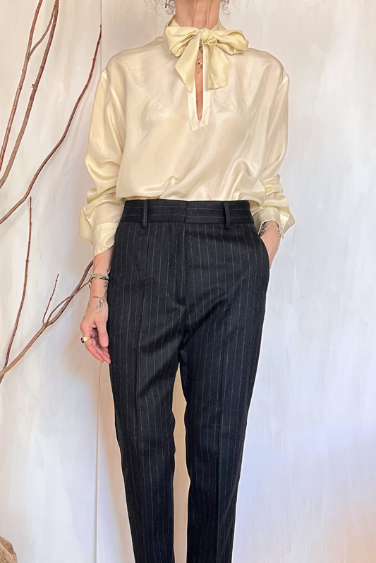 Blusa in seta con fiocco