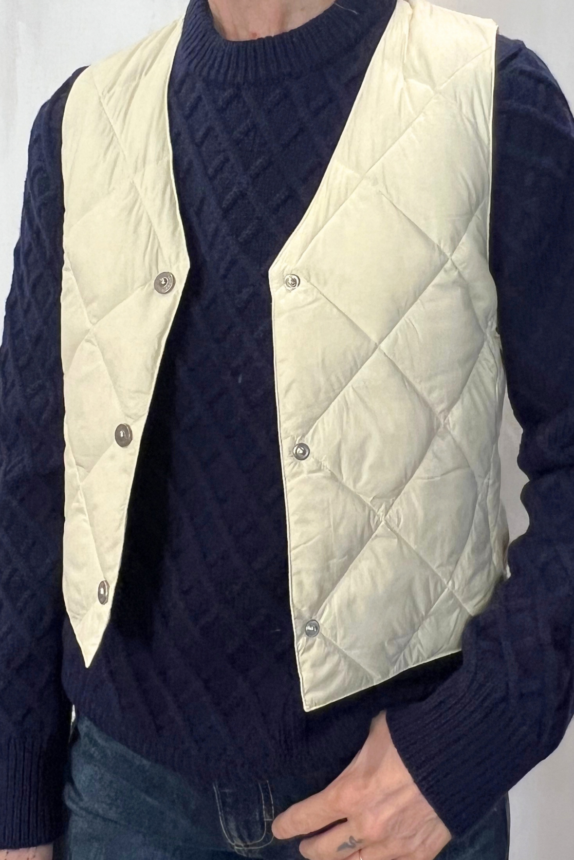 Gilet corto in piuma d'oca