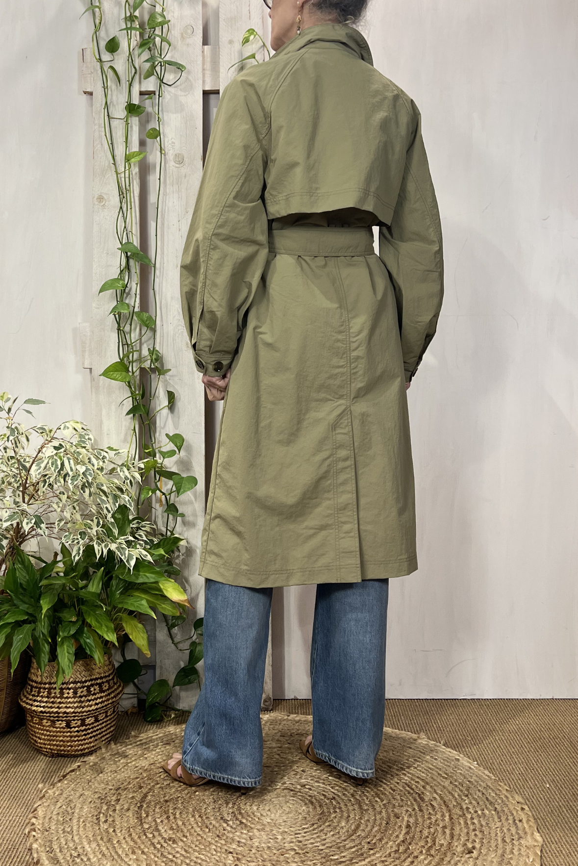 Trench in nylon