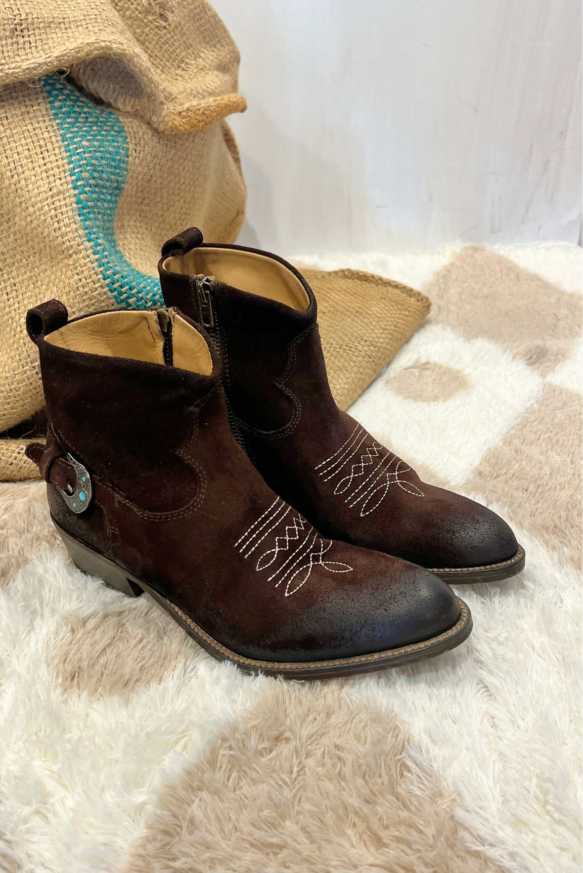Texano con fibbia e turchesi