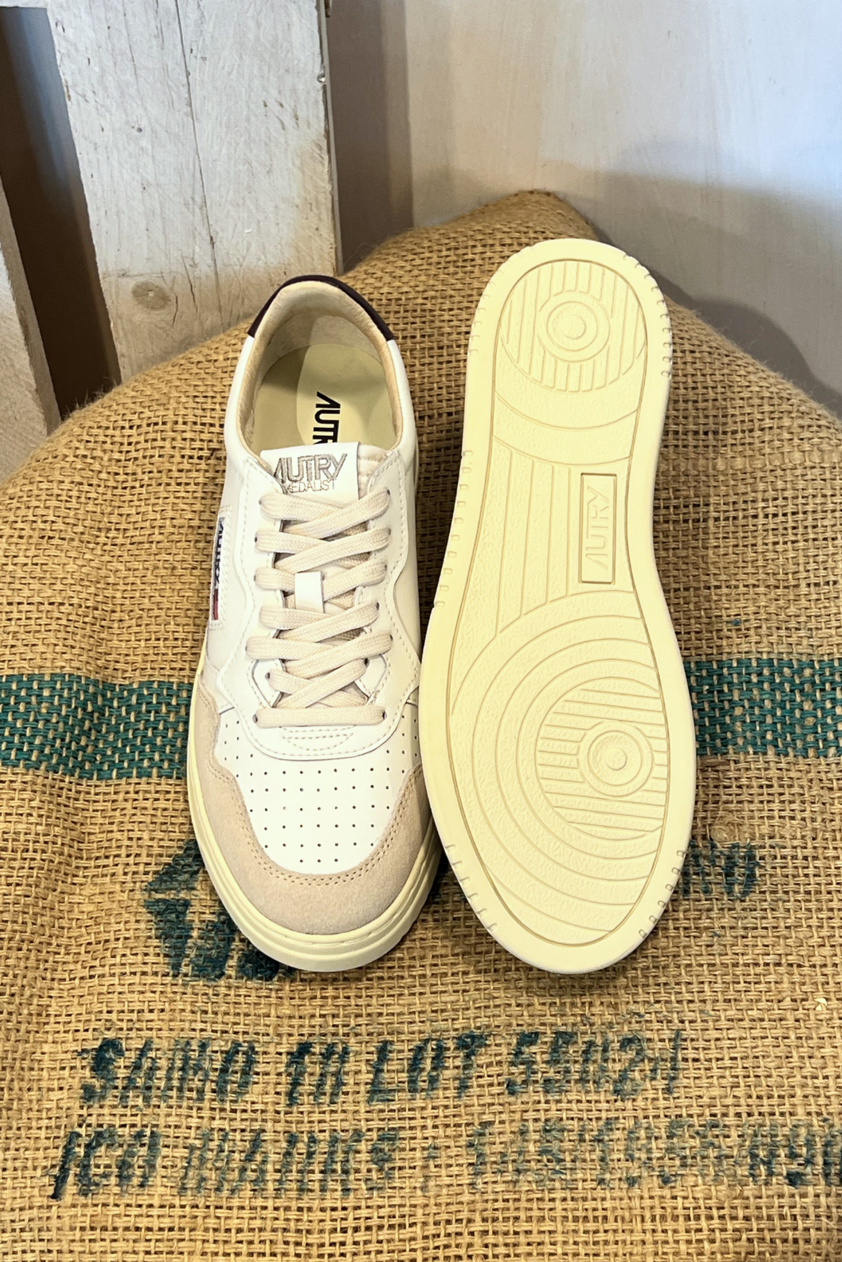 Sneakers Medalist