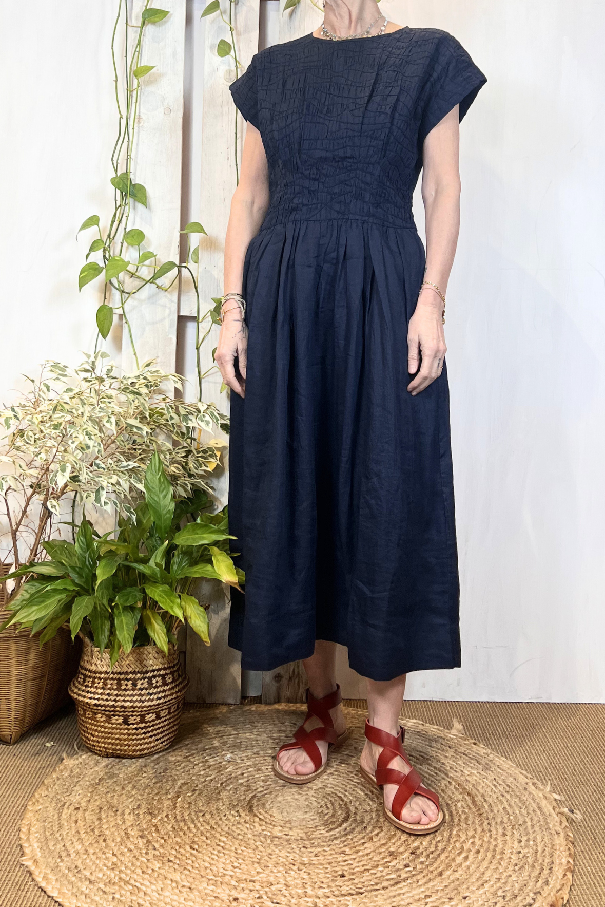 Abito lungo con ricami