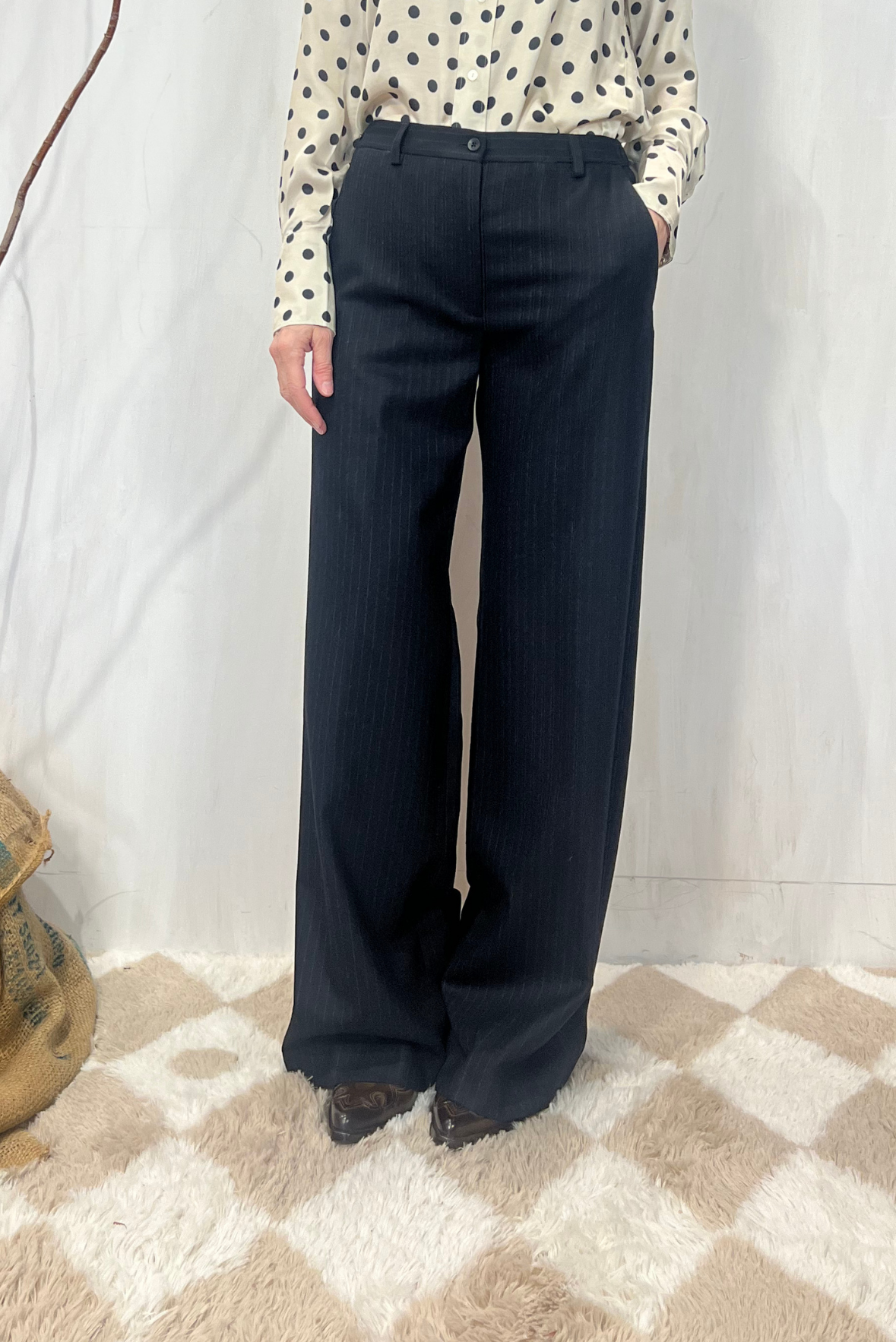 Pantalone gessato in lana vergine