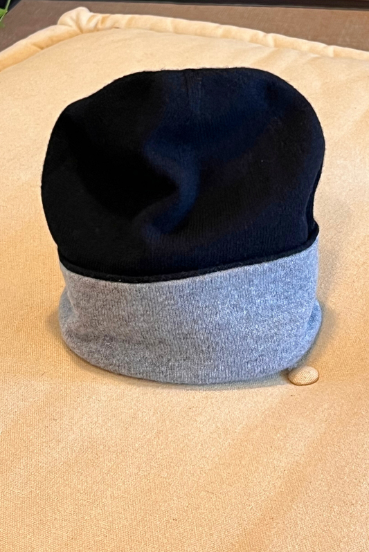Berretta bicolore in cashmere