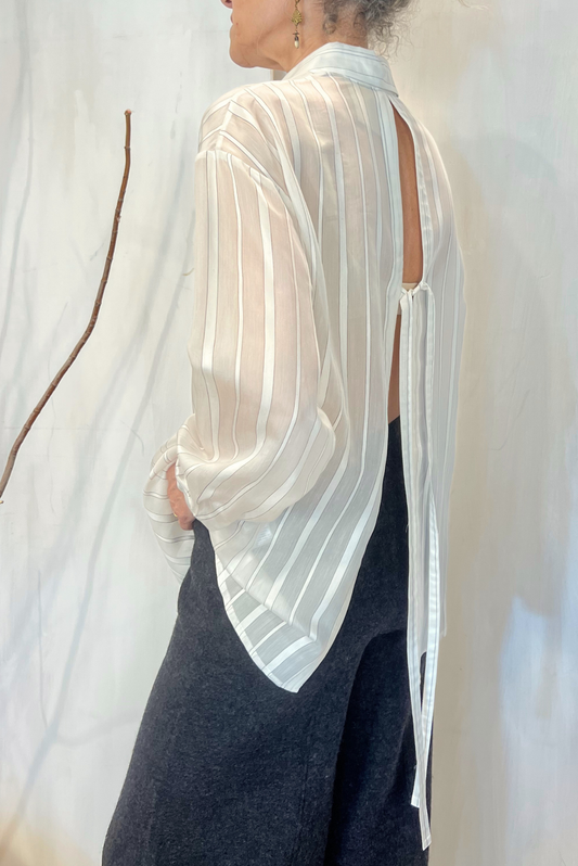 Camicia con apertura schiena