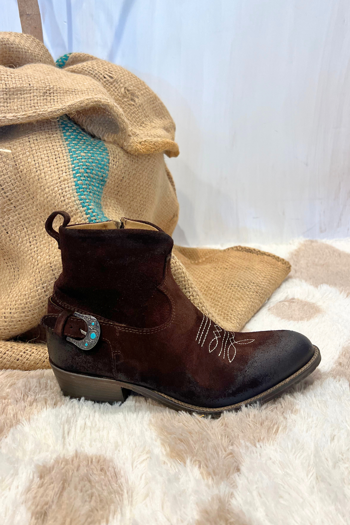 Texano con fibbia e turchesi