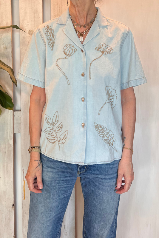 Camicia con ricami