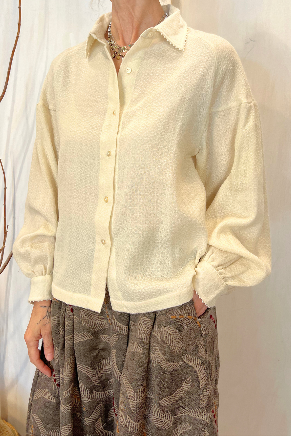 Camicia in lana operata