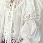 Camicia ruches con pizzo e ricami