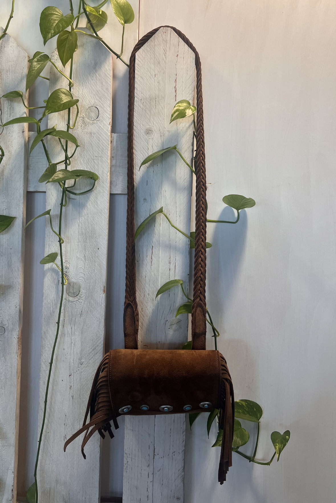 Tracolla con frange e turchesi