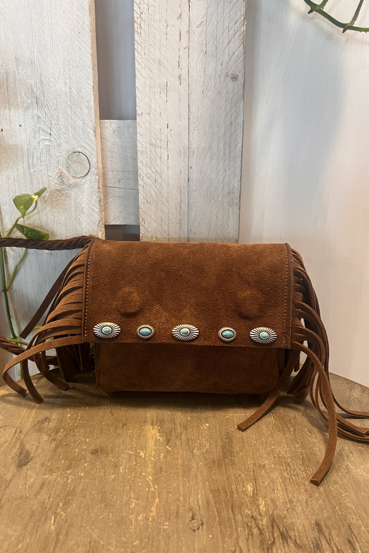 Tracolla con frange e turchesi