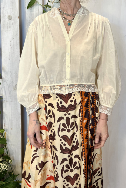 Camicia romantica con pizzo