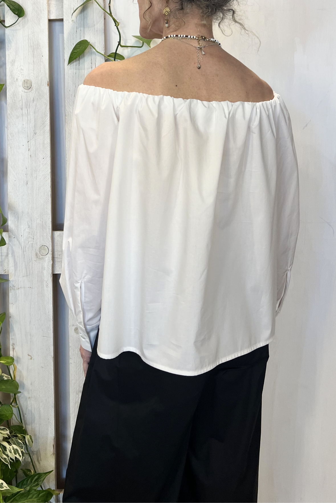 Blusa scollo elastico