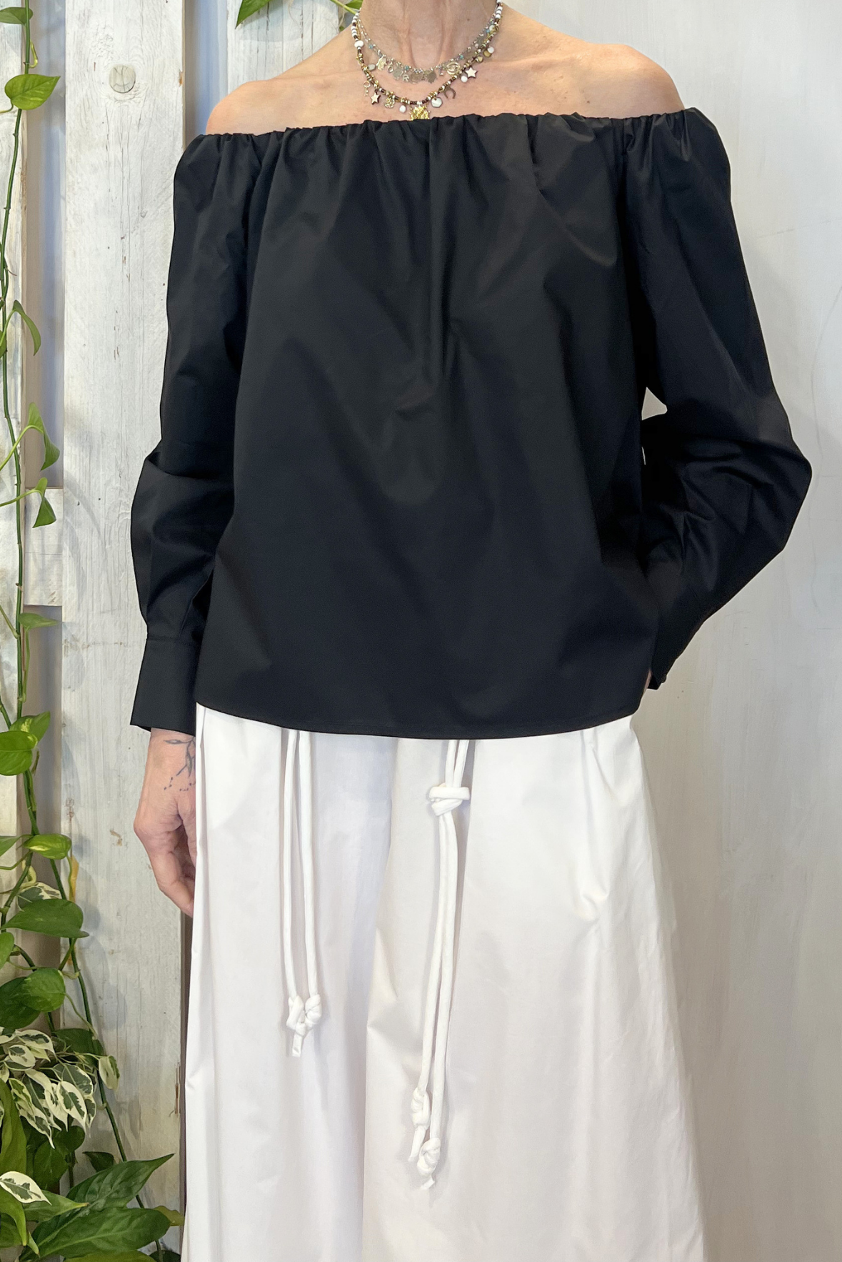 Blusa scollo elastico