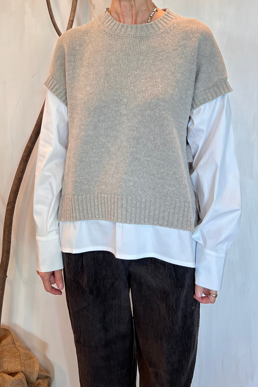 Maglia gilet con camicia