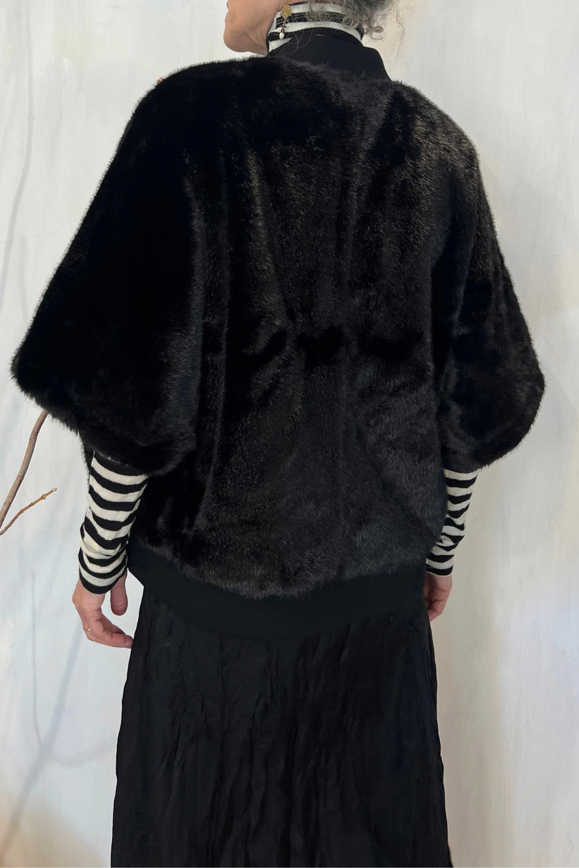 Bomber modello cappa in eco fur
