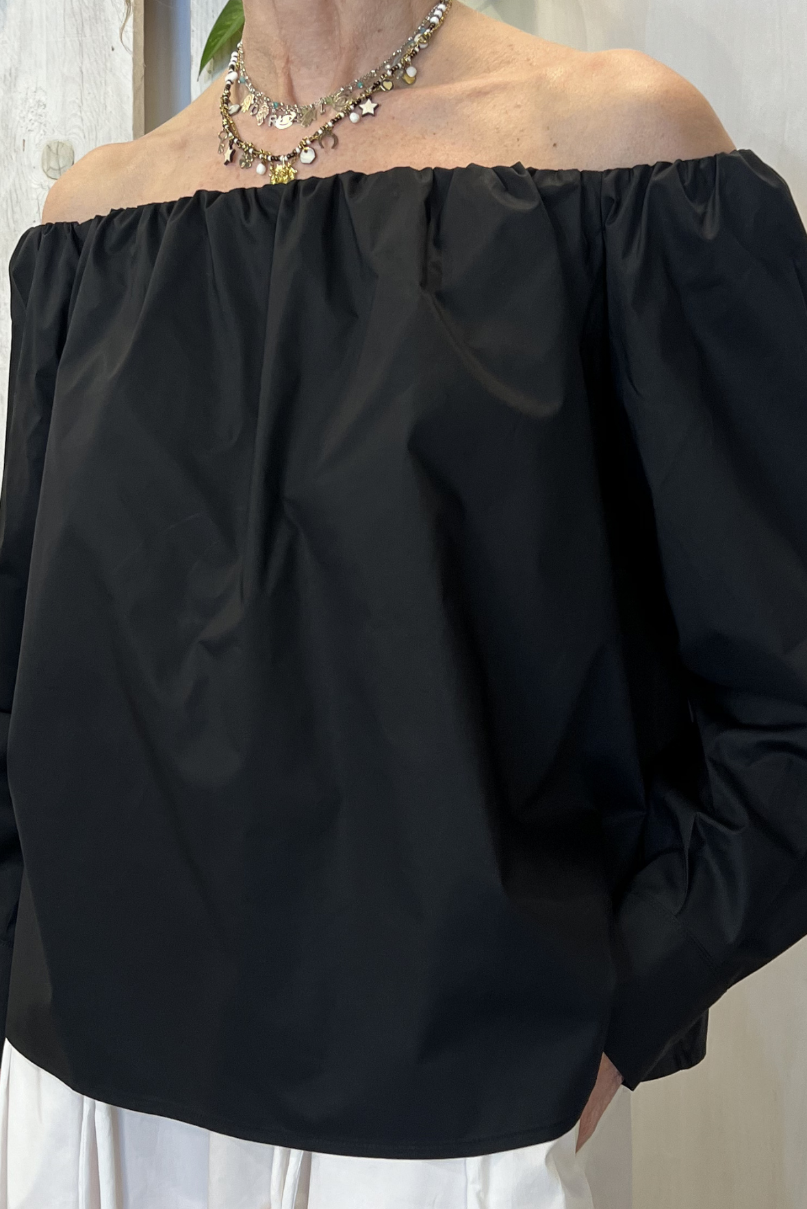 Blusa scollo elastico