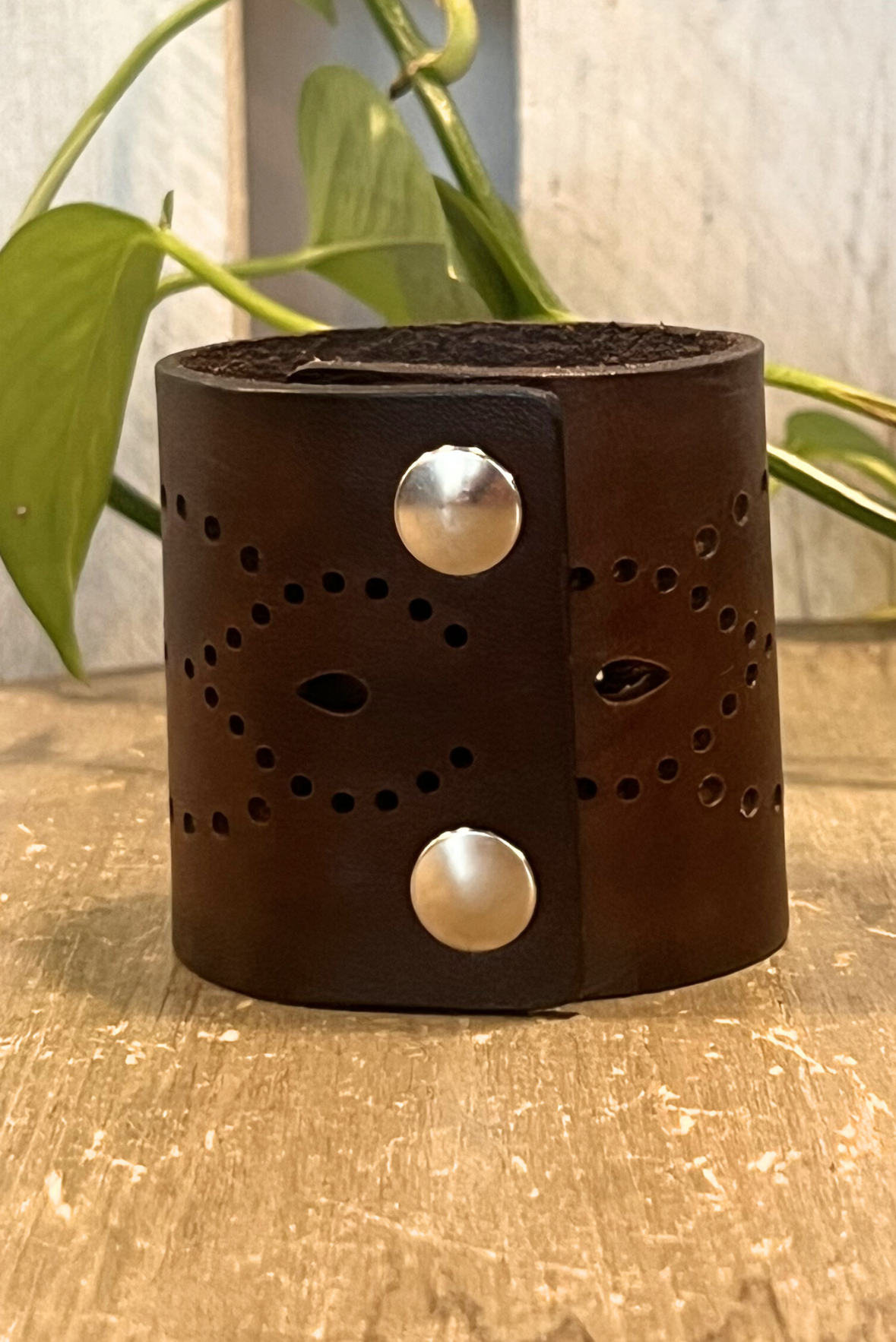 Bracciale in pelle con turchesi