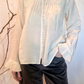 Camicia con perle e rouches
