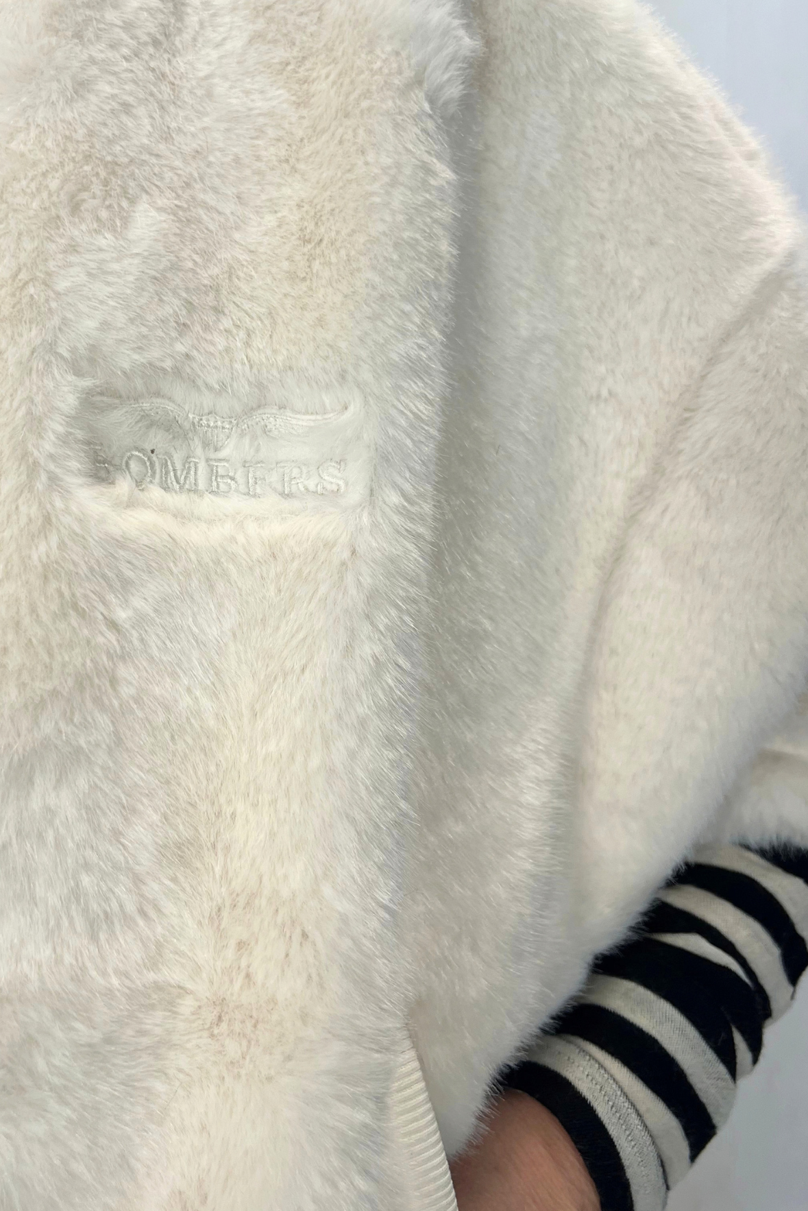 Bomber modello cappa in eco fur