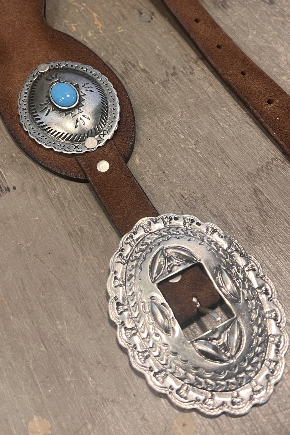 Cintura maxi borchie