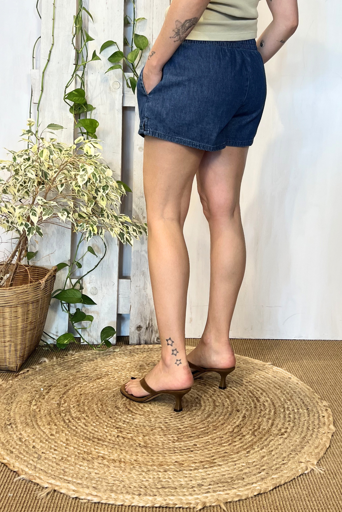 Short in denim