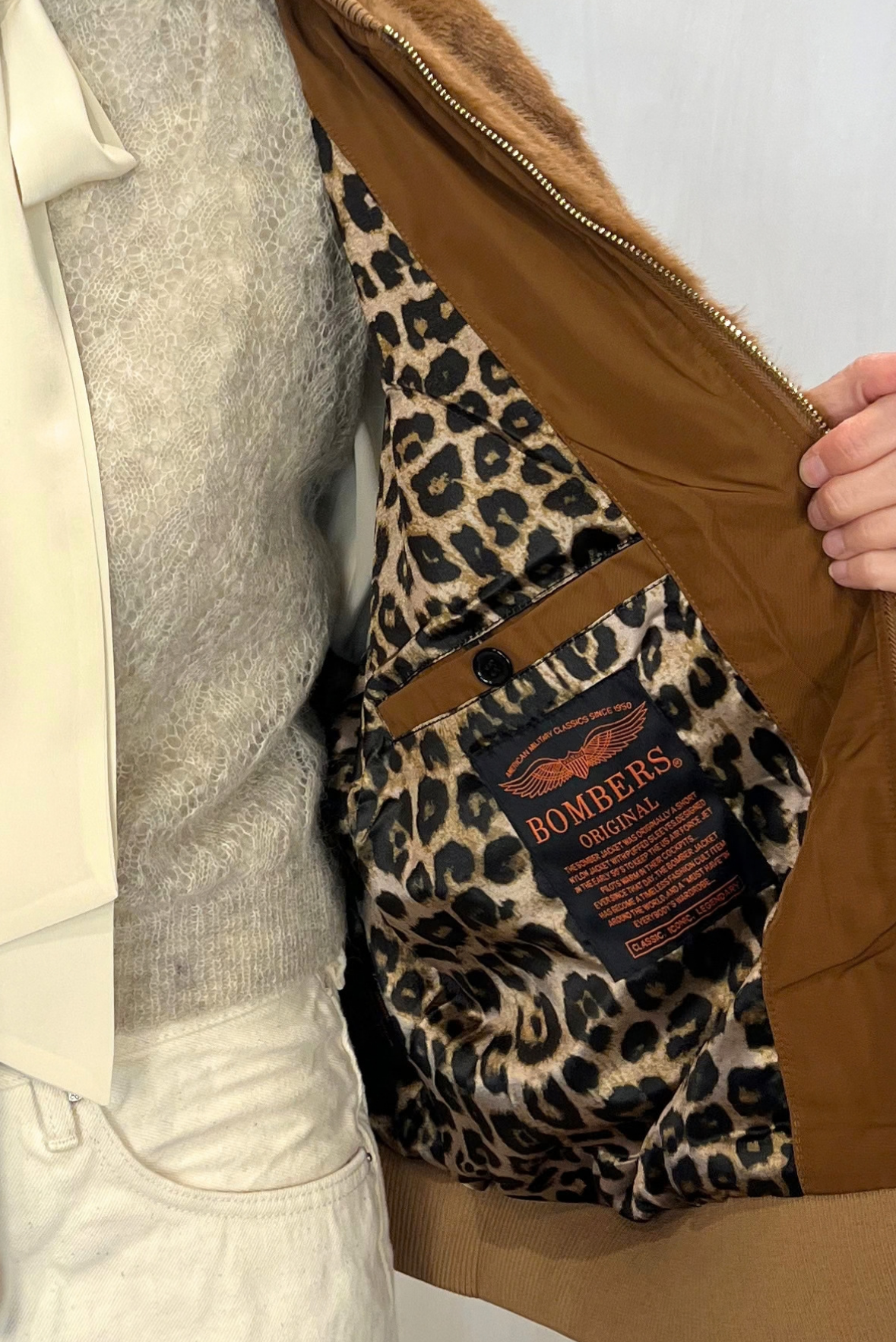 Bomber modello cappa in eco fur