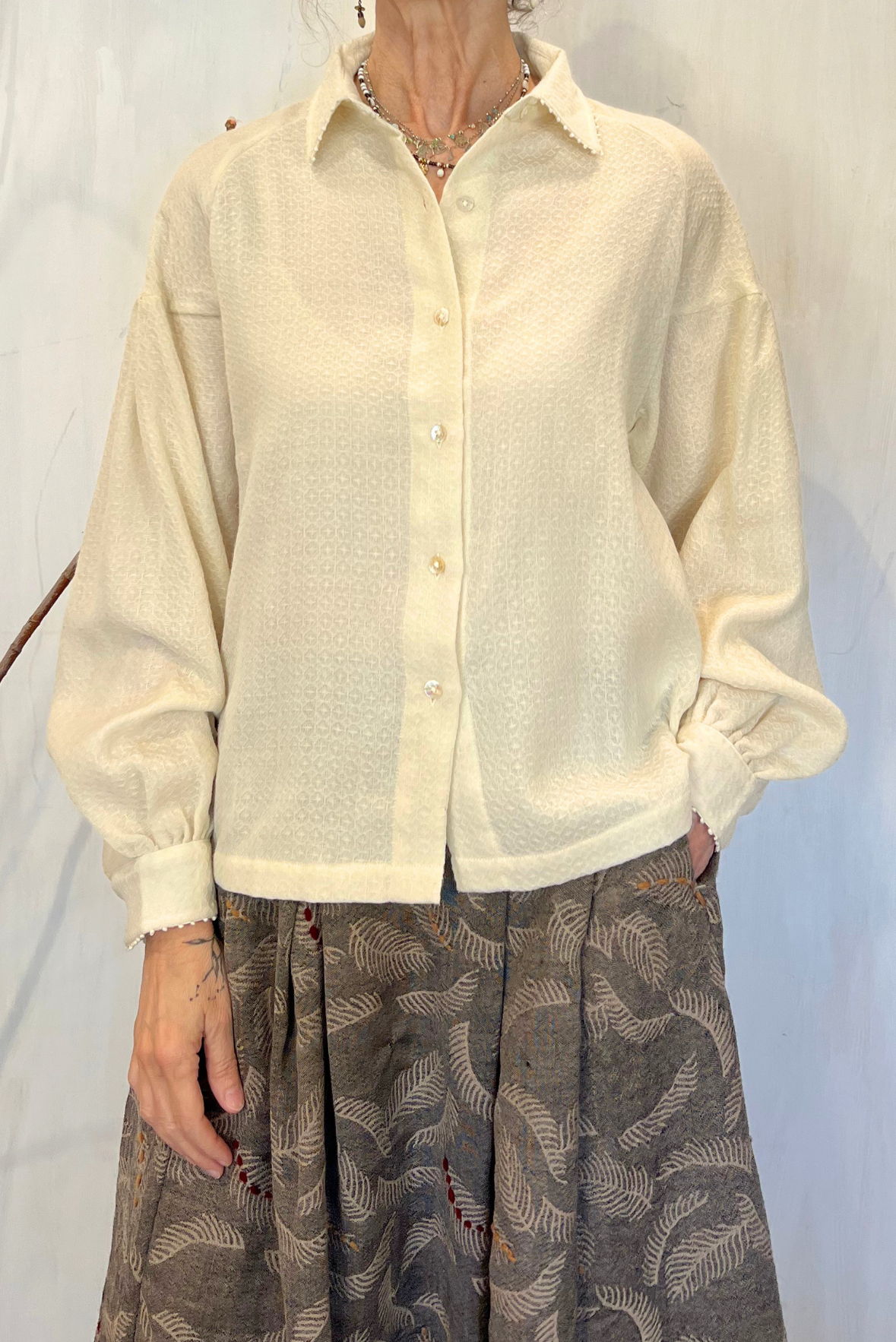 Camicia in lana operata