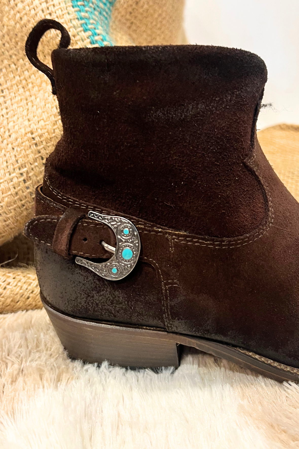 Texano con fibbia e turchesi