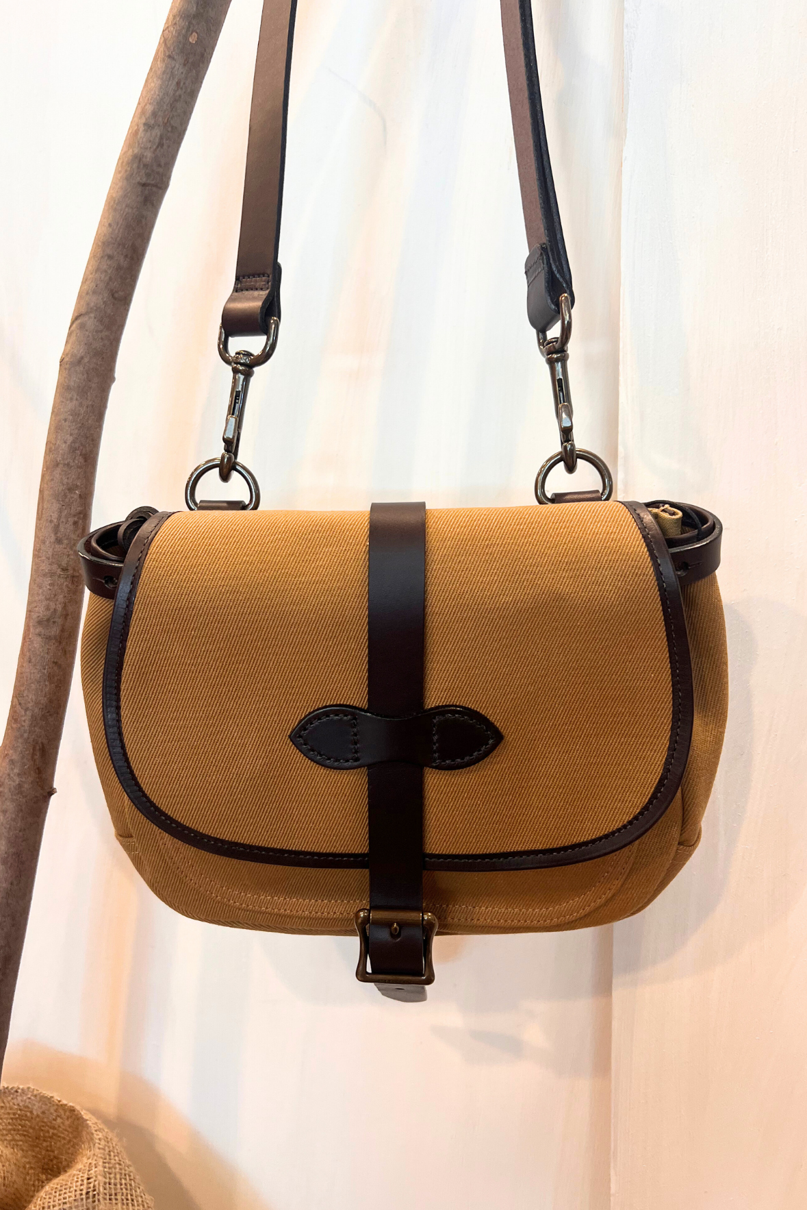Borsa a tracolla dettagli pelle