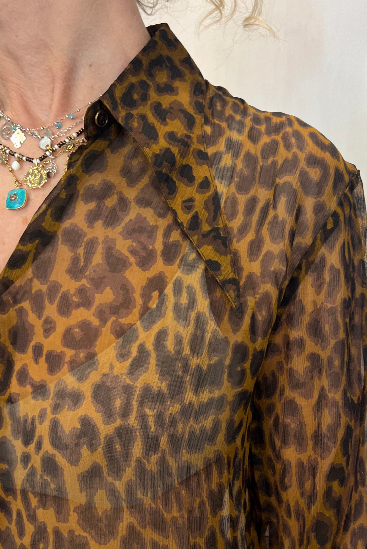 Camicia leopardata in viscosa