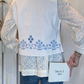 Gilet con ricami a contrasto