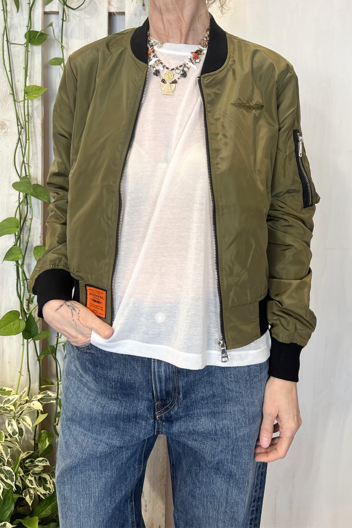Bomber corto nylon