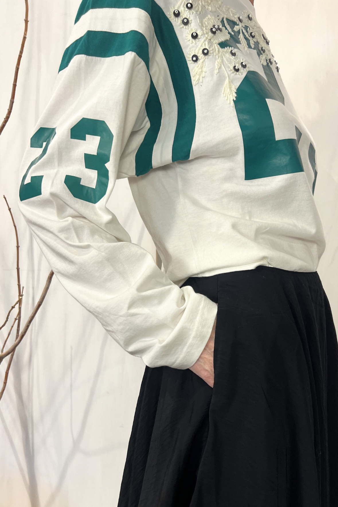 T-shirt maxi manica con stampa e ricami