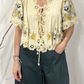 Camicia con pizzo e ricami