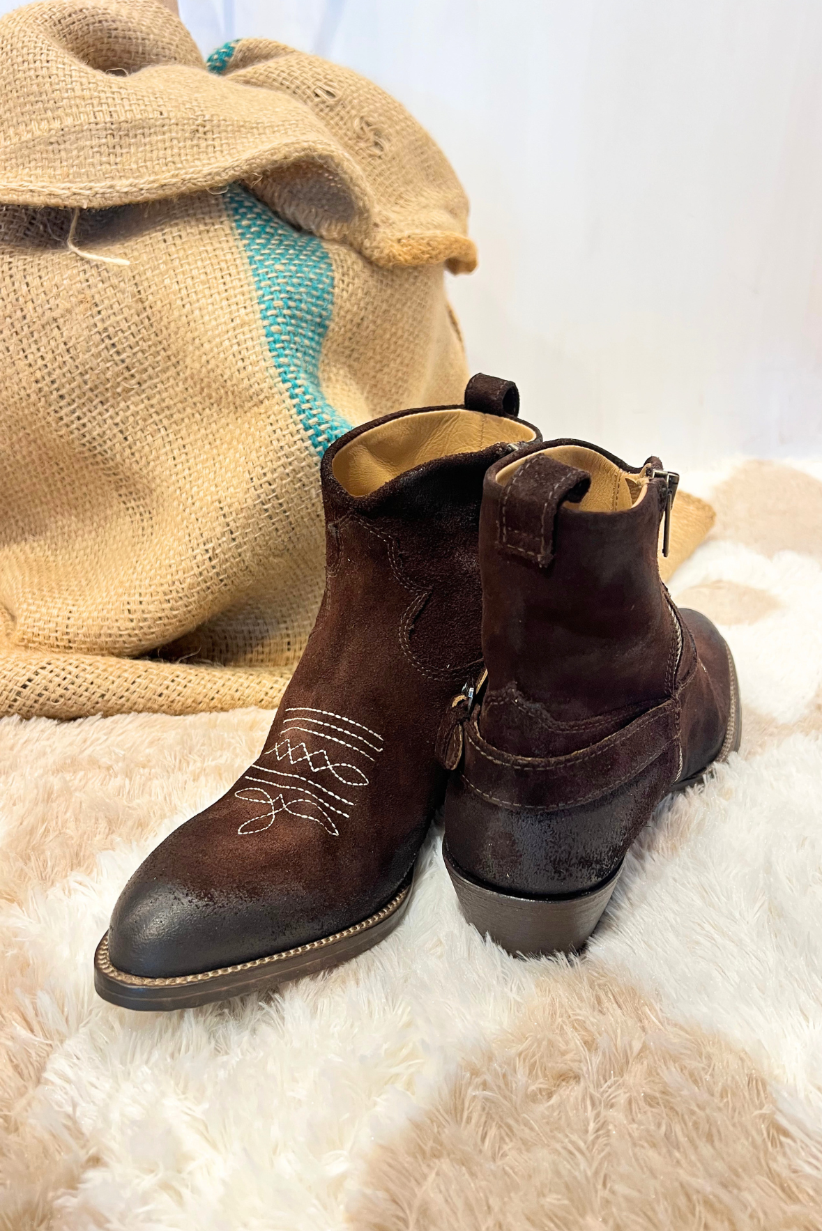 Texano con fibbia e turchesi