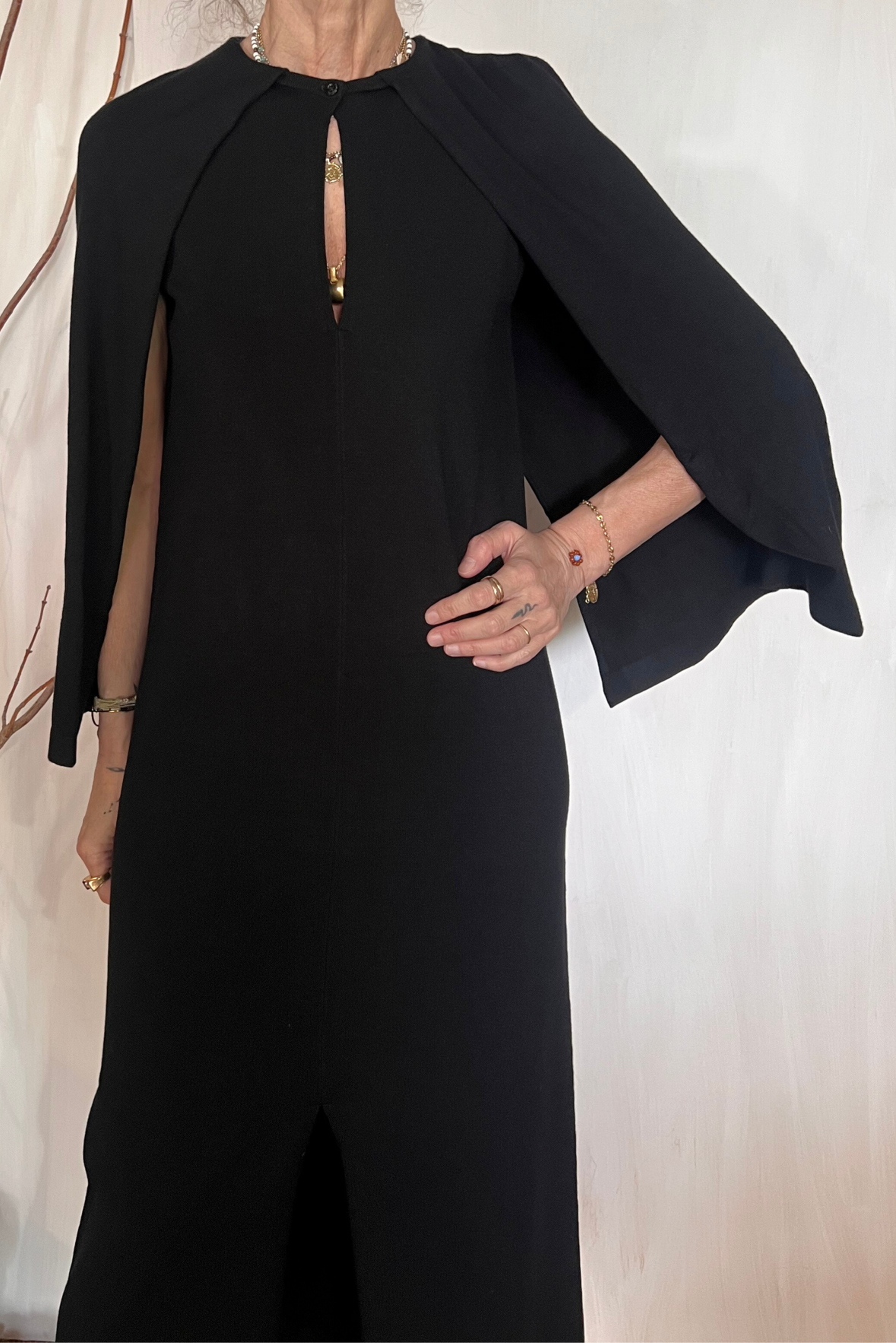 Abito in maglia con mantella