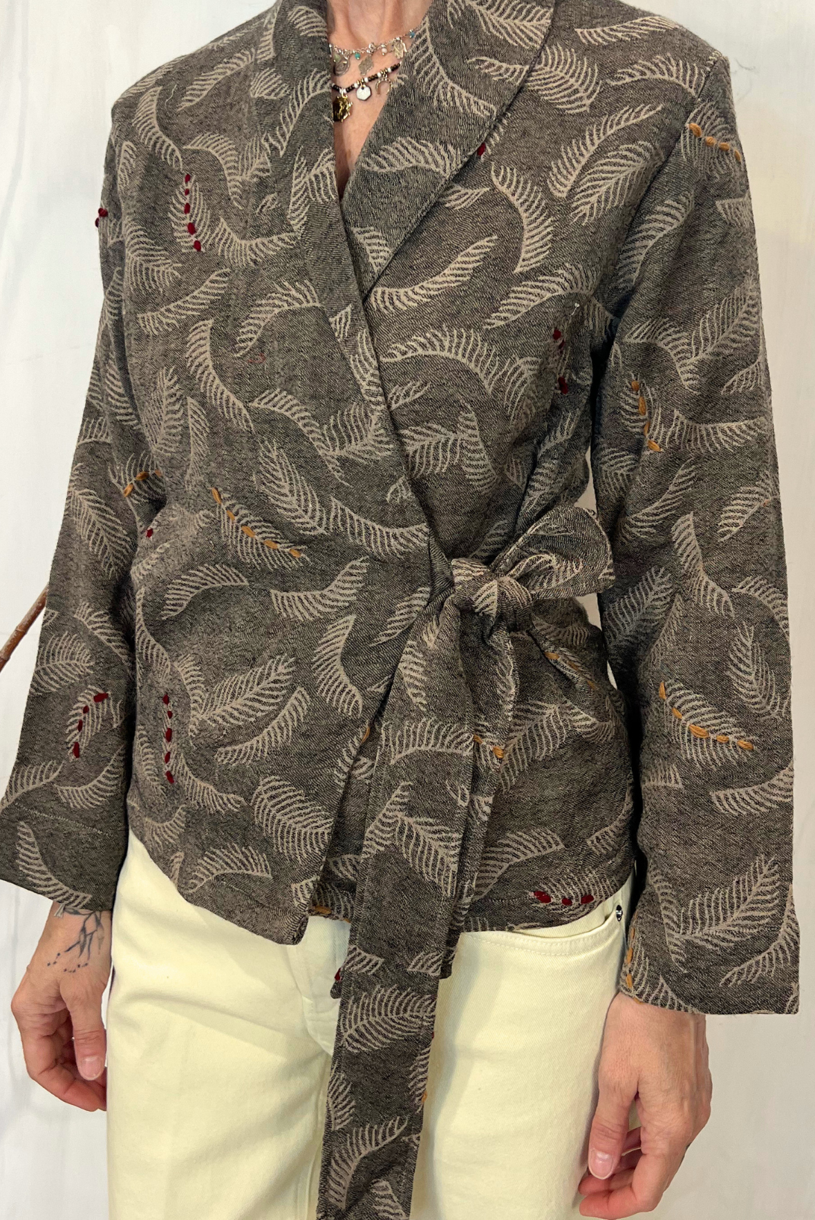 Giacca kimono in lana con ricami