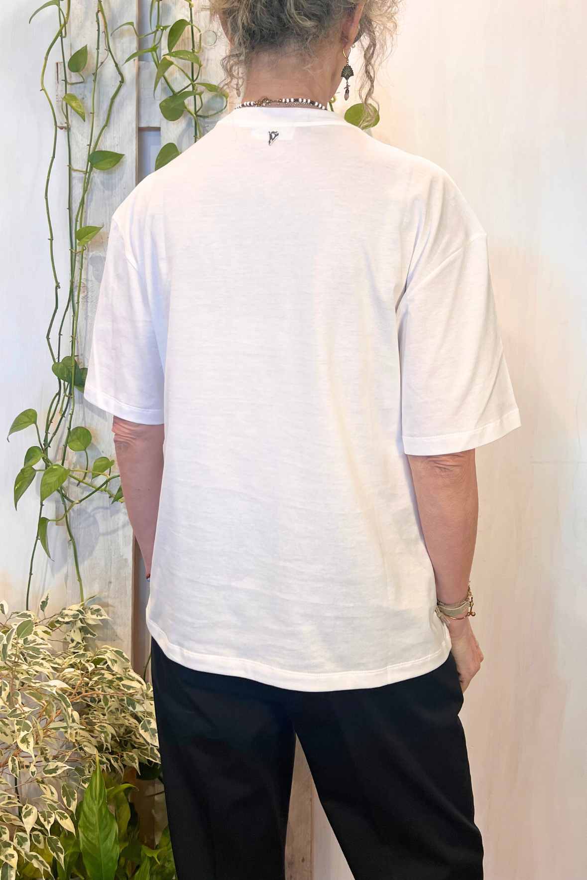 T-shirt over in jersey