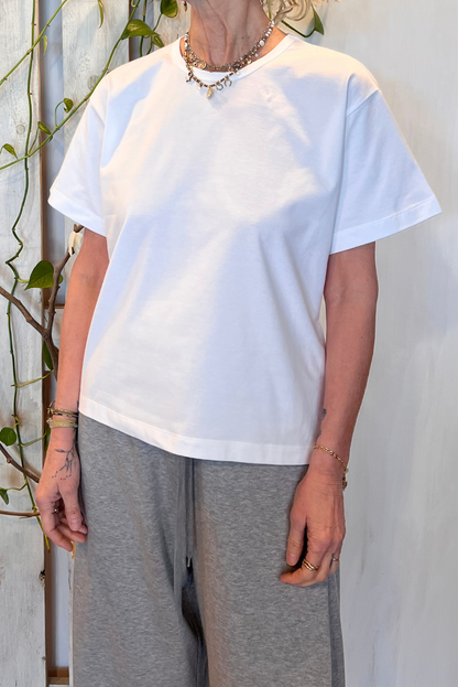 T-shirt con oblò