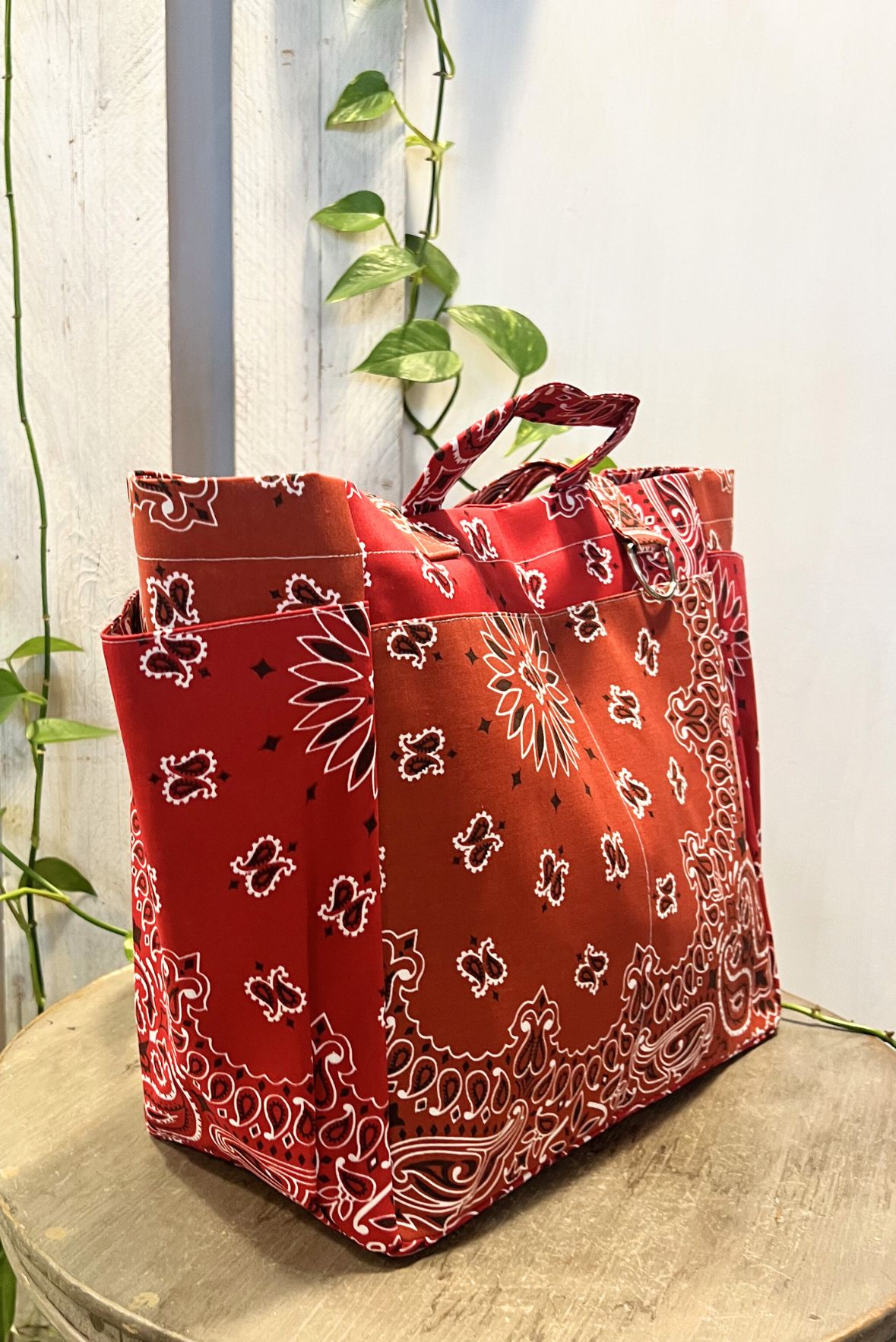 Shopping bandana
