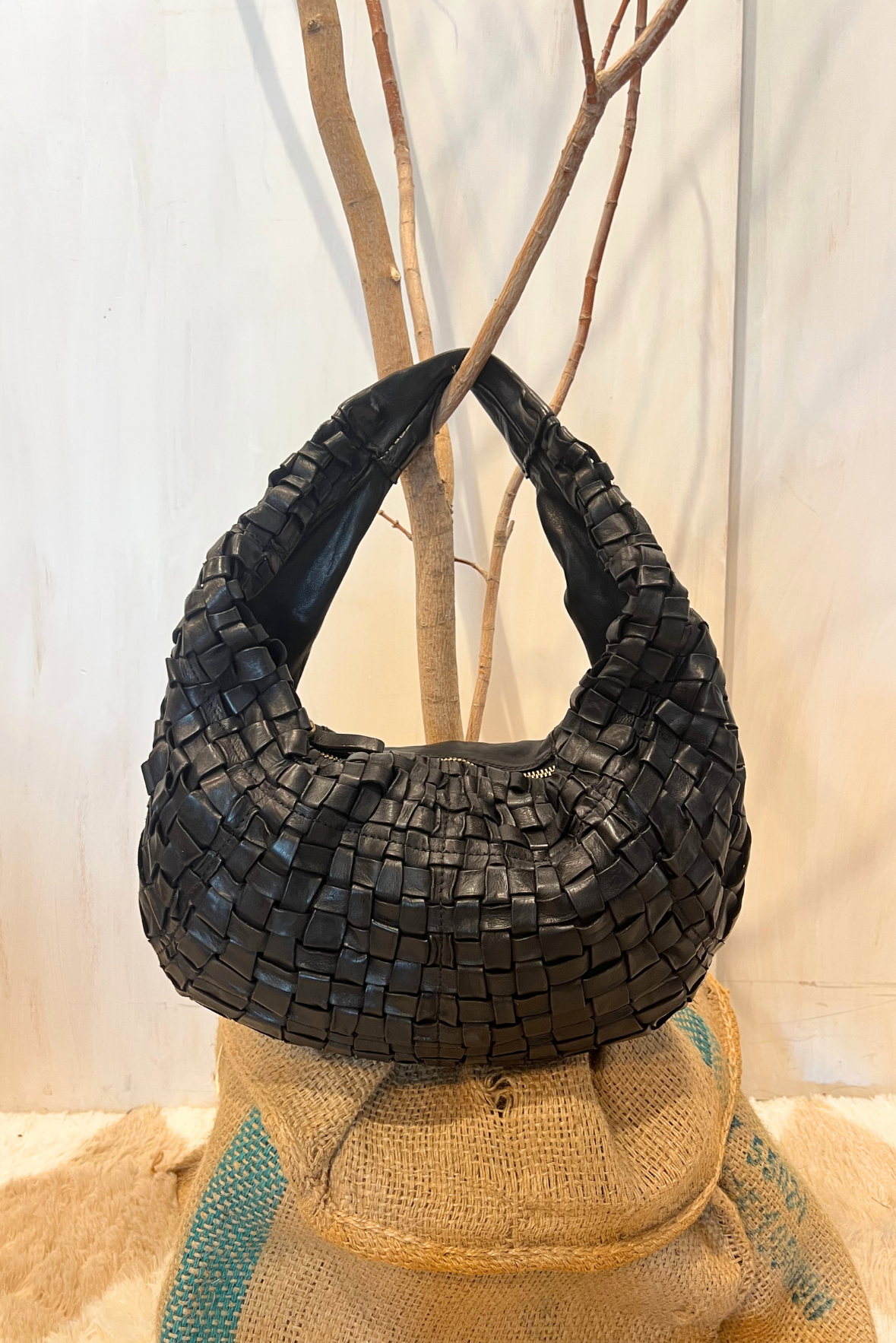 Borsa Marisa in pelle intrecciata