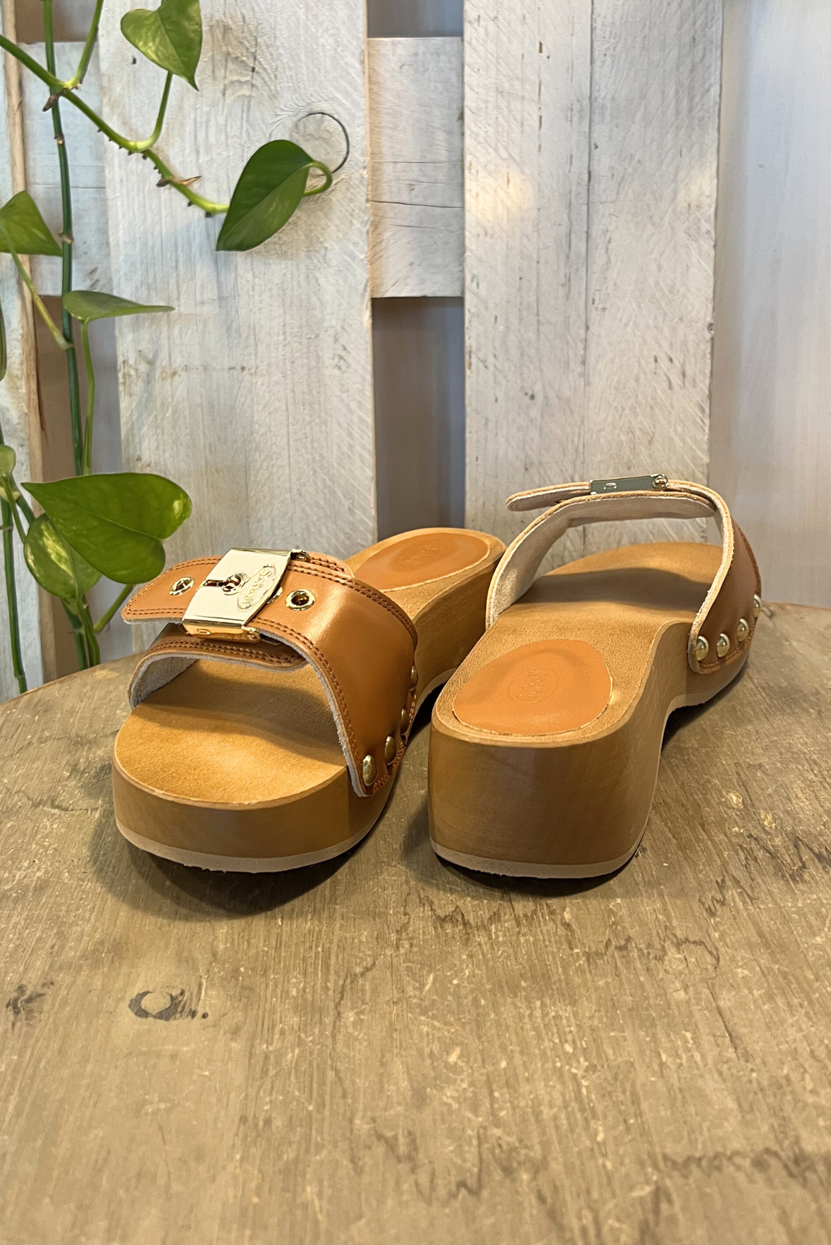 Zoccolo in pelle