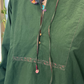 Blusa con ricami