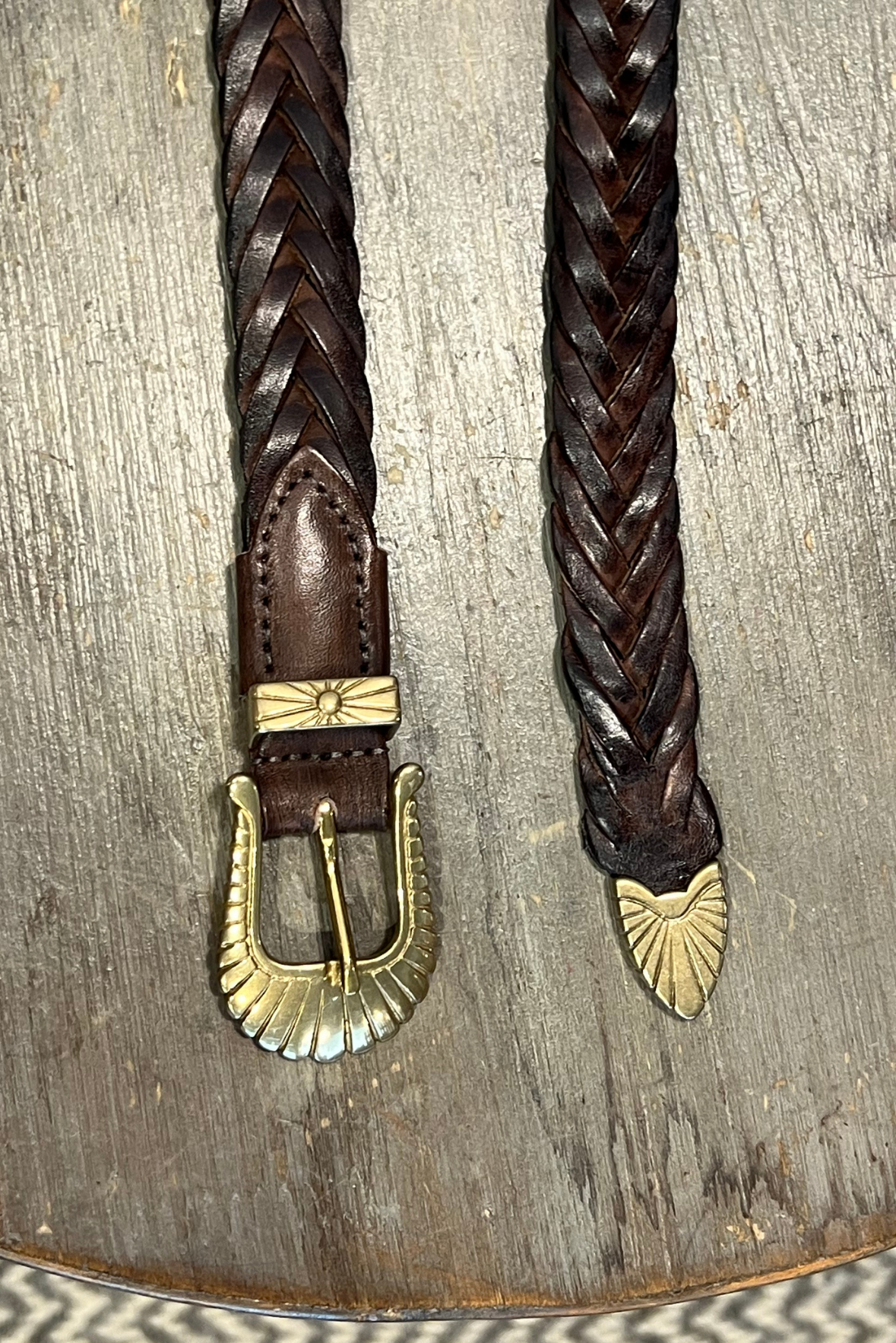 Cintura in cuoio intrecciata
